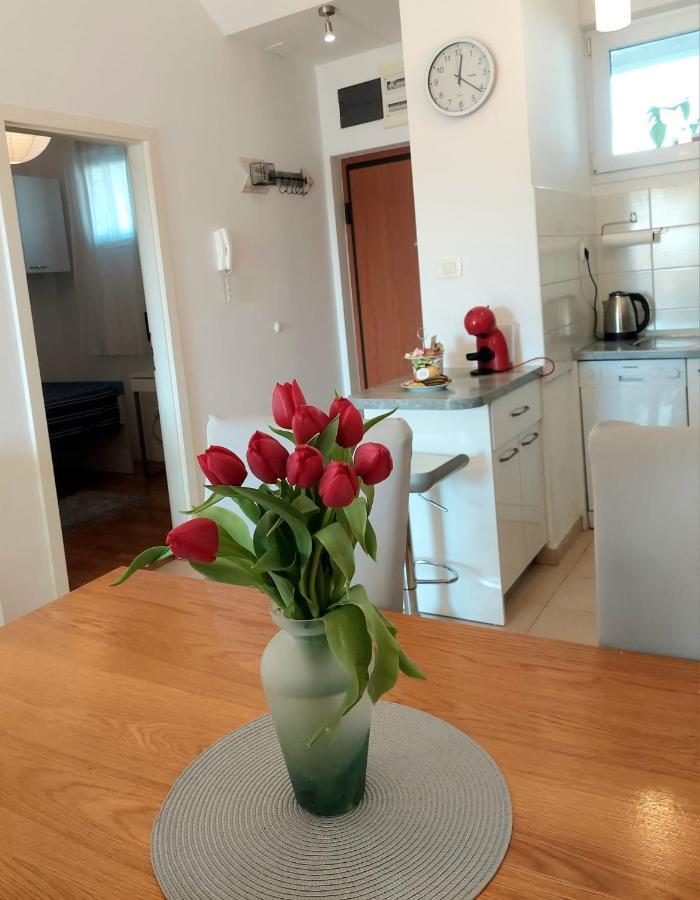 Lana Apartment Сплит Екстериор снимка